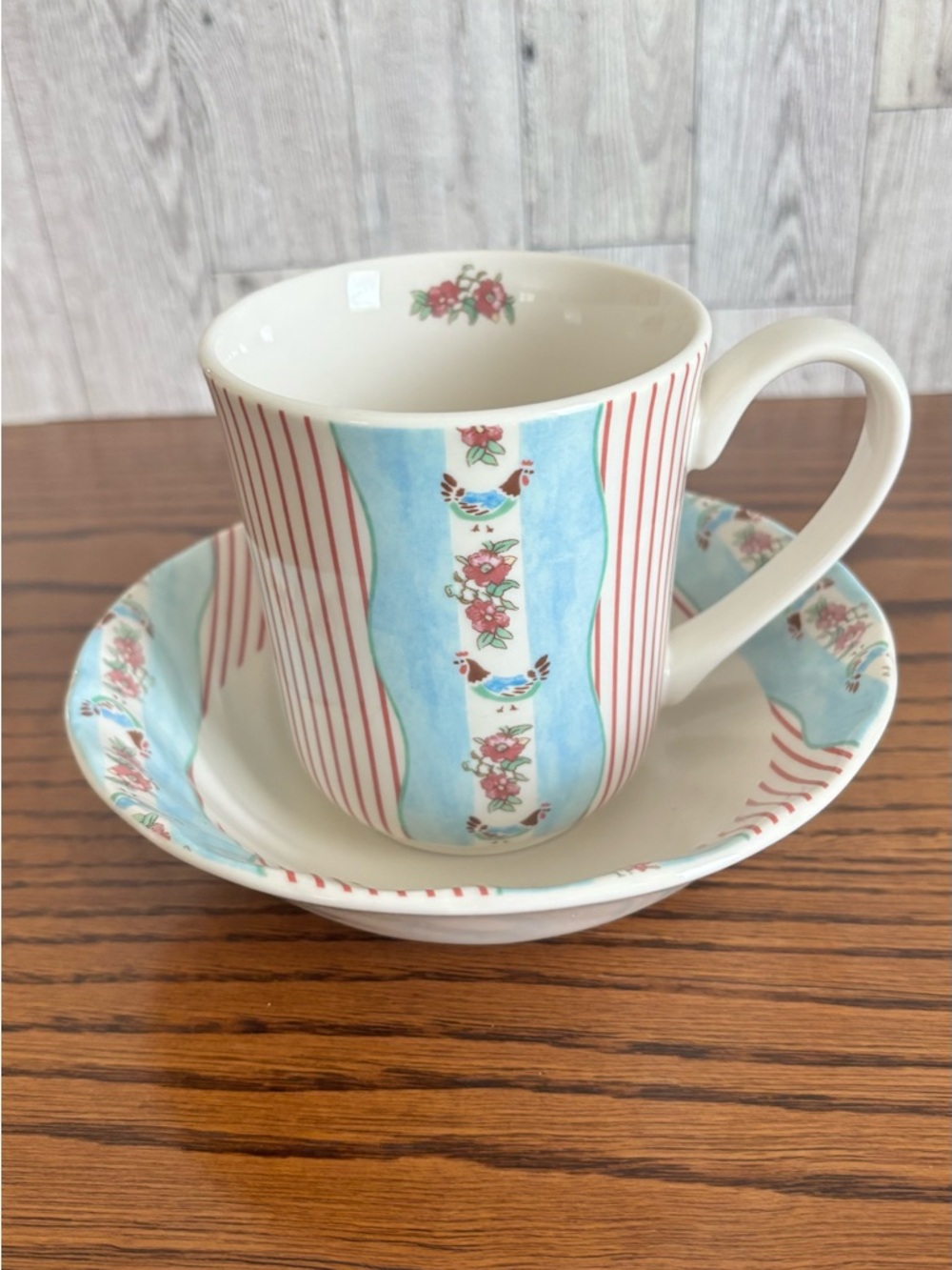 Johnson brothers farmhouse chic silky Stripe Teacup and Saucer Set